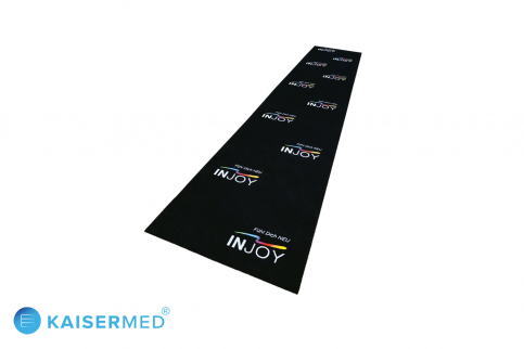 Werbematte PromoRunner Soft mit individuellem Logo der Firma INJOY - Schwarzer bedruckter Teppich mit buntem Logo