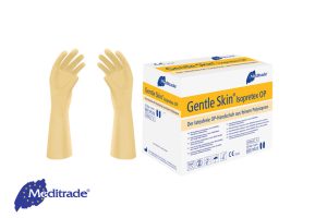 Zwei Puppenhände präsentieren die Gentle Skin® Isopretex® OP-Handschuhe daneben die Verpackung