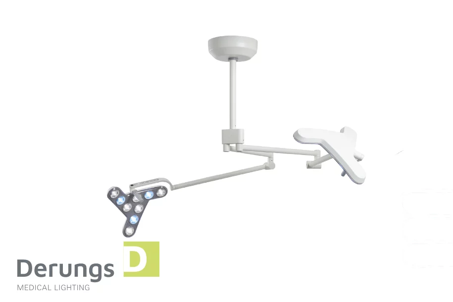Behandlungsleuchte TRIANGO Fokus 130-3 C Duo mit Deckenmontage